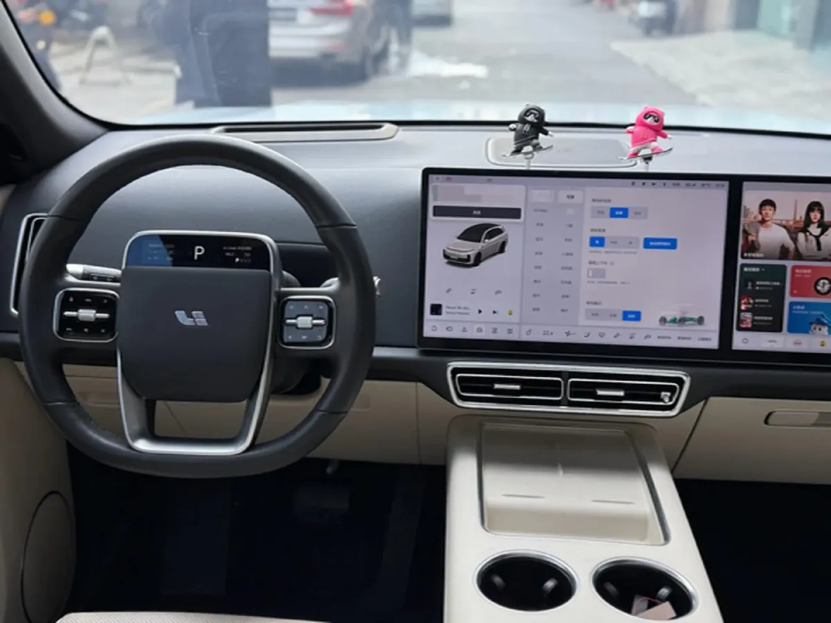 2023 Li L7 Range Extended 154HP REEV 40.9KWH,autocango,china used car exporter,china ev exporter,chinese used car exporter,chinese used ev exporter