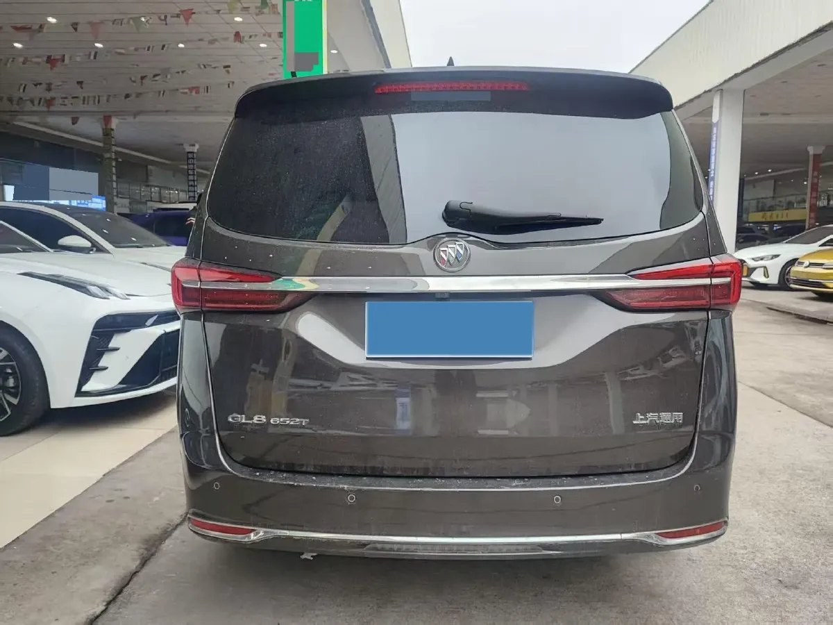 2021 Buick GL8 2.0T 237HP L4 9AT,autocango,china used car exporter,china ev exporter,chinese used car exporter,chinese used ev exporter