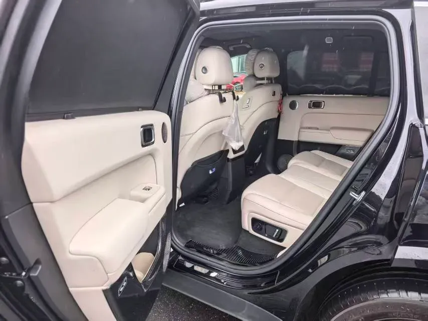 2024 Li L8 Range Extended 154HP REEV 42.8KWH,autocango,china used car exporter,china ev exporter,chinese used car exporter,chinese used ev exporter