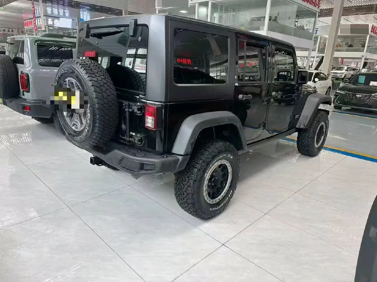 2017 Jeep Wrangler 3.6L 284HP V6 5AT,autocango,china used car exporter,china ev exporter,chinese used car exporter,chinese used ev exporter