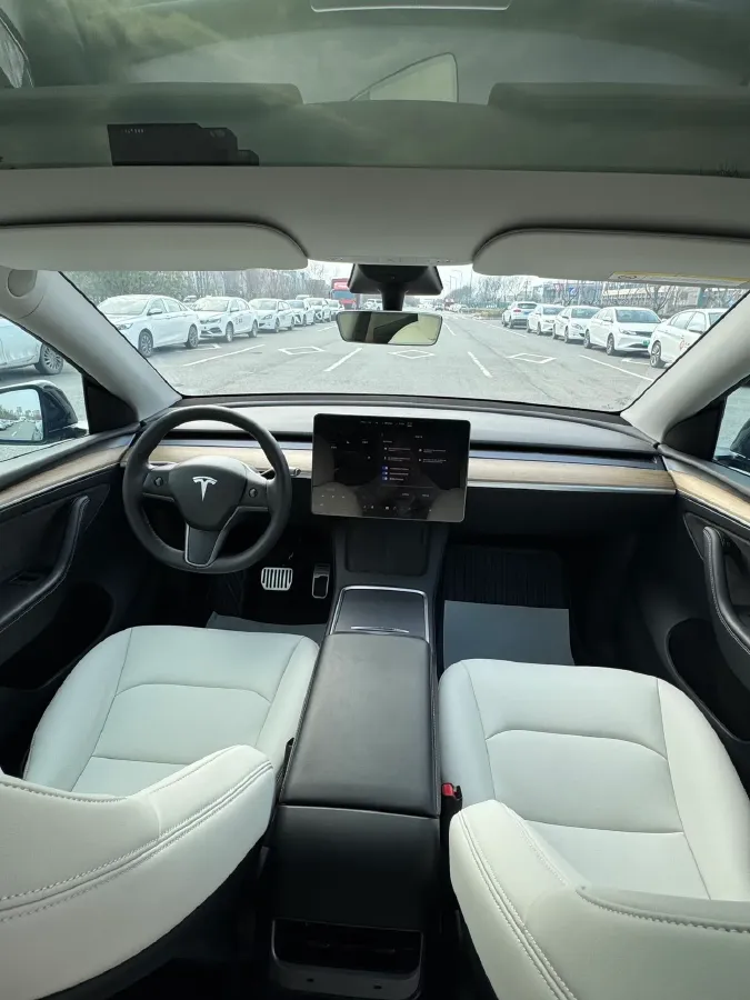 2022 Tesla Model Y BEV 60KWH,autocango,china used car exporter,china ev exporter,chinese used car exporter,chinese used ev exporter