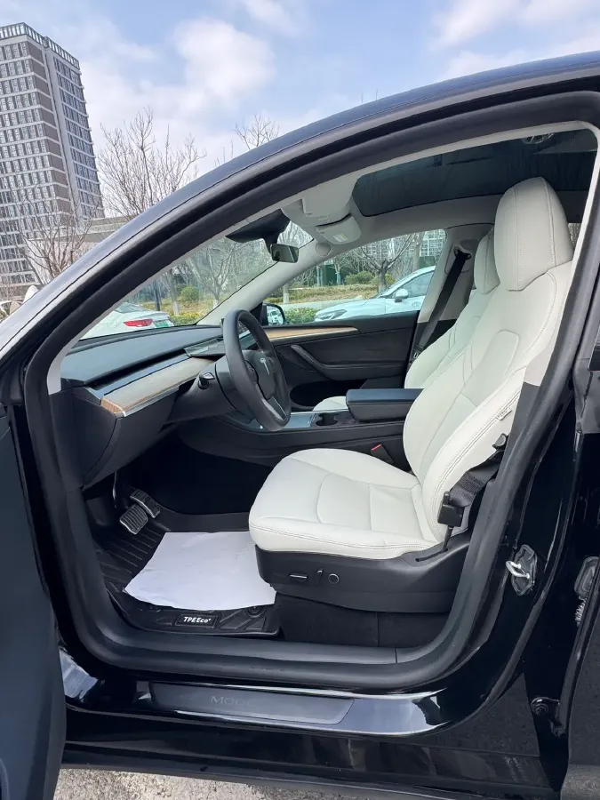 2022 Tesla Model Y BEV 60KWH,autocango,china used car exporter,china ev exporter,chinese used car exporter,chinese used ev exporter