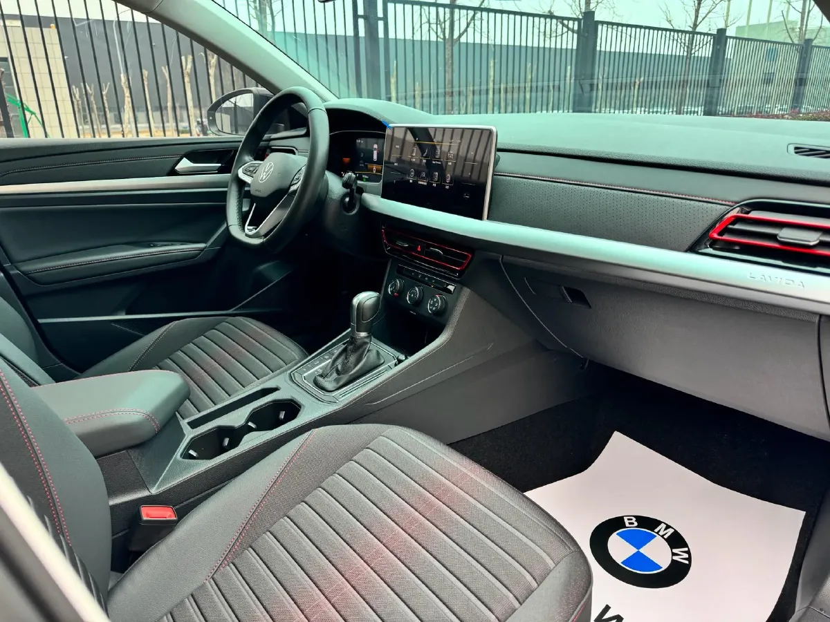 2023 Volkswagen Lavida 1.4T 150HP L4 7DCT,autocango,china used car exporter,china ev exporter,chinese used car exporter,chinese used ev exporter