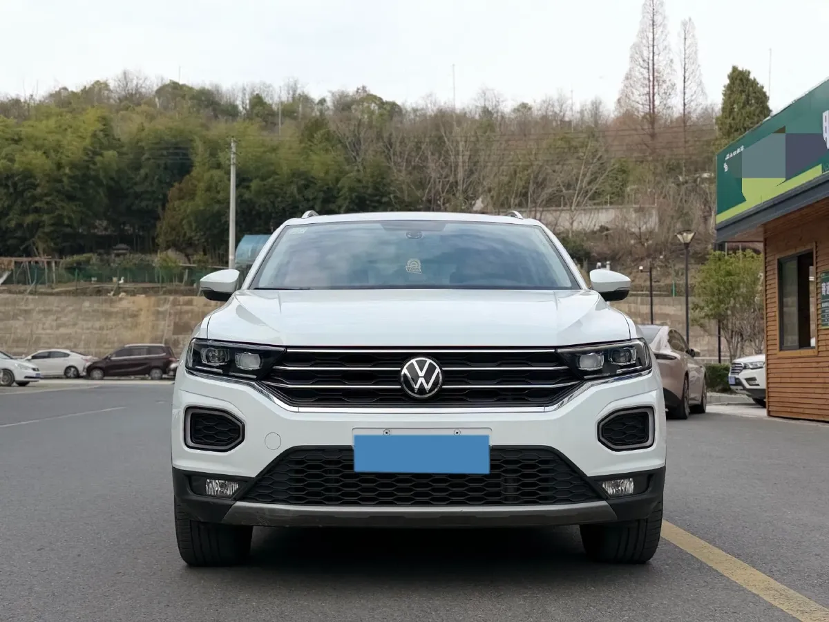 2020 Volkswagen T-Roc 1.4T 150HP L4 7DCT,autocango,china used car exporter,china ev exporter,chinese used car exporter,chinese used ev exporter