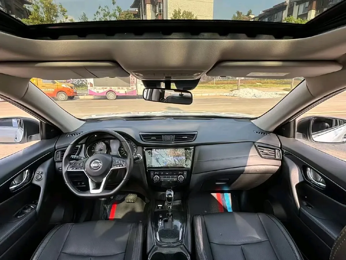 2020 Nissan X-Trail 2.0L 154HP L4 CVT,autocango,china used car exporter,china ev exporter,chinese used car exporter,chinese used ev exporter