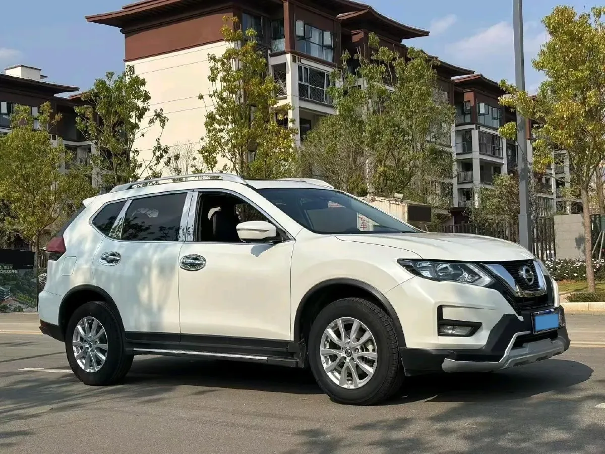 2020 Nissan X-Trail 2.0L 154HP L4 CVT,autocango,china used car exporter,china ev exporter,chinese used car exporter,chinese used ev exporter