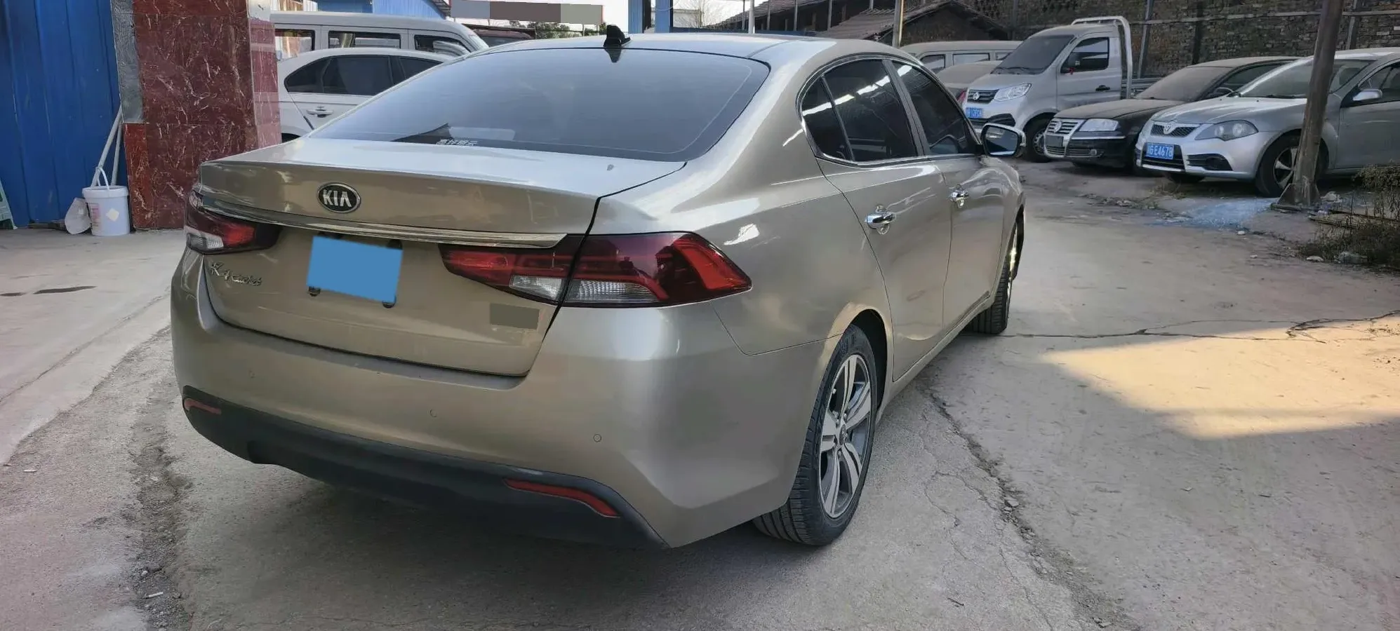 2017 Kia Cachet 1.8L 143HP L4 6AT,autocango,china used car exporter,china ev exporter,chinese used car exporter,chinese used ev exporter