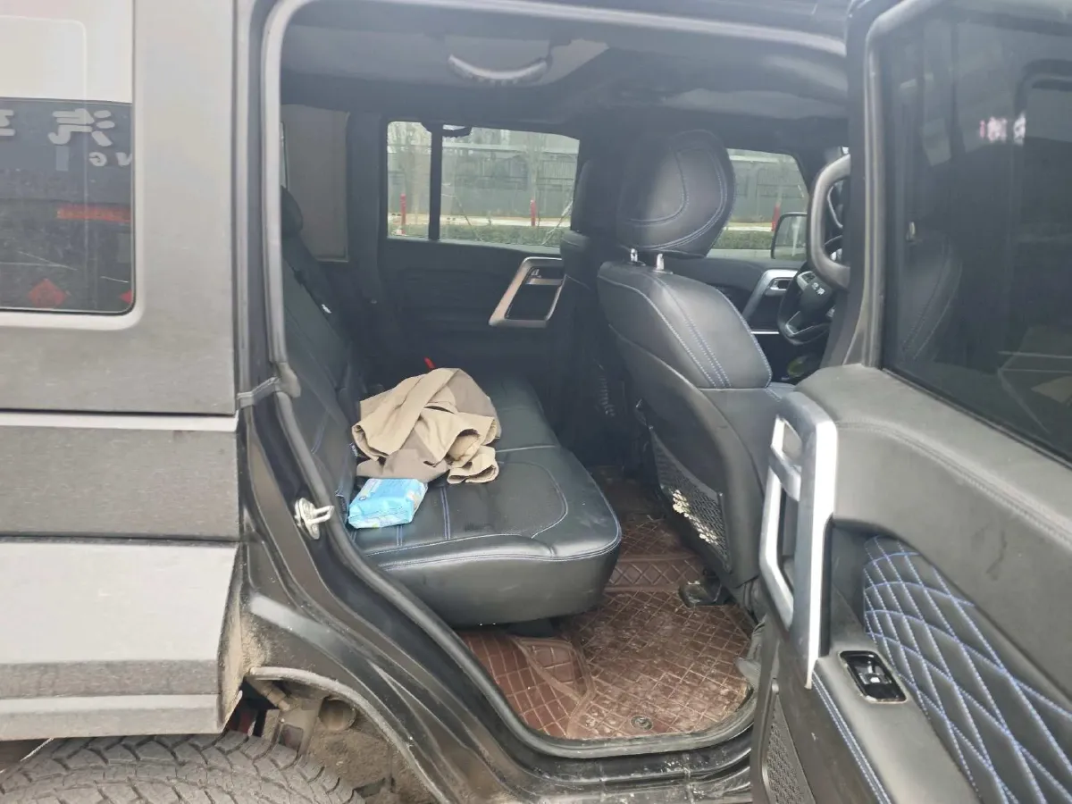 2021 Beijing BJ40 2.0T 163HP L4 8AT,autocango,china used car exporter,china ev exporter,chinese used car exporter,chinese used ev exporter