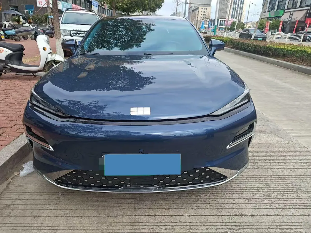 2025 Geely Galaxy Starshine 8 1.5L 112HP L4 1DHT PHEV,autocango,china used car exporter,china ev exporter,chinese used car exporter,chinese used ev exporter