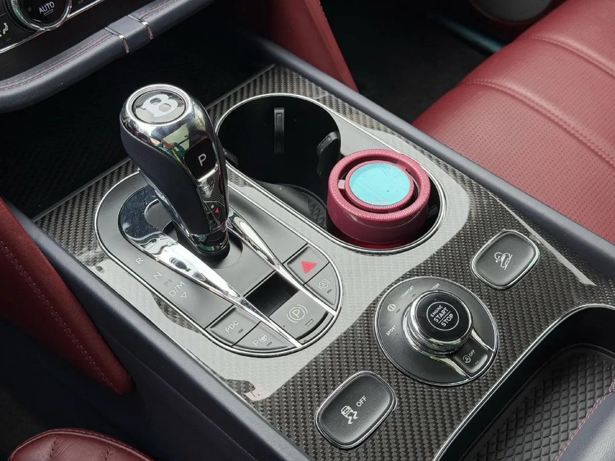 2018 Bentley Bentayga 4.0T 550HP V8 8AT,autocango,china used car exporter,china ev exporter,chinese used car exporter,chinese used ev exporter