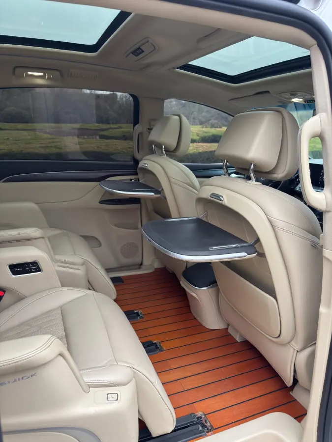 2022 Buick GL8 2.0T 237HP L4 9AT,autocango,china used car exporter,china ev exporter,chinese used car exporter,chinese used ev exporter