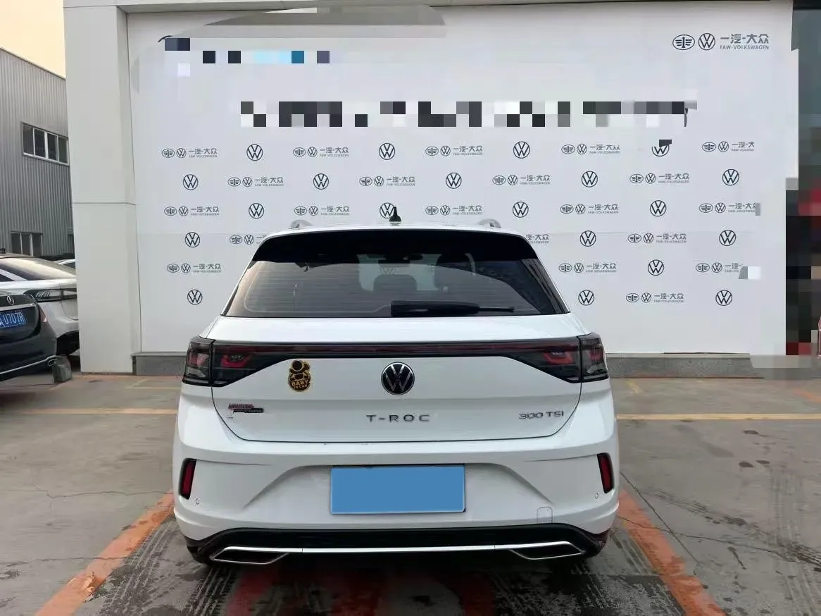 2023 Volkswagen T-Roc 1.5T 160HP L4 7DCT,autocango,china used car exporter,china ev exporter,chinese used car exporter,chinese used ev exporter