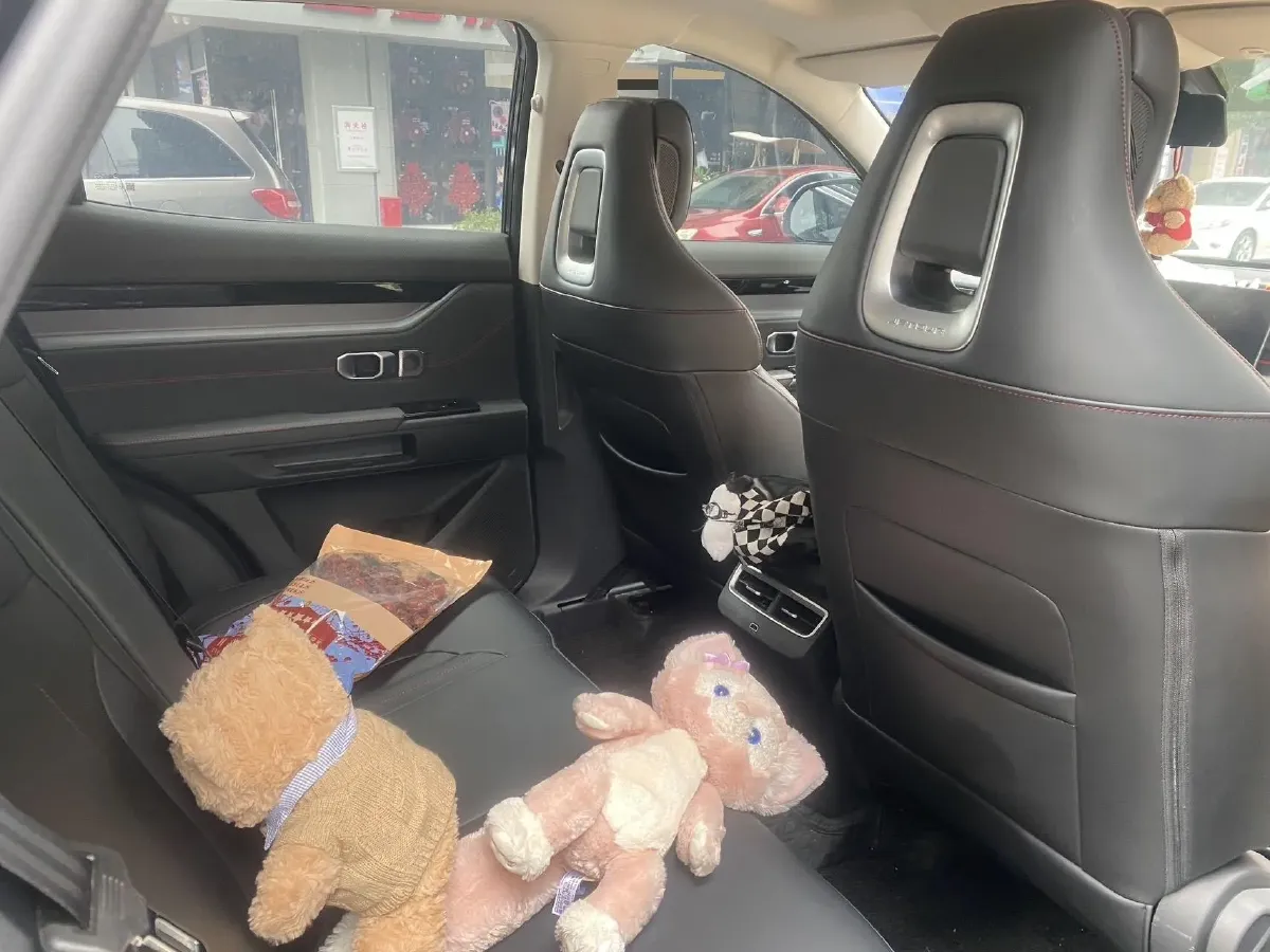 2024 Jetour DASHING 1.5T 156HP L4 6DCT,autocango,china used car exporter,china ev exporter,chinese used car exporter,chinese used ev exporter