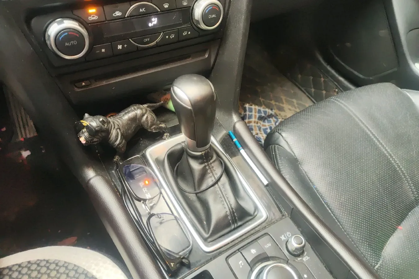 2017 Mazda 3 Axela 2.0L 158HP L4 6AT,autocango,china used car exporter,china ev exporter,chinese used car exporter,chinese used ev exporter