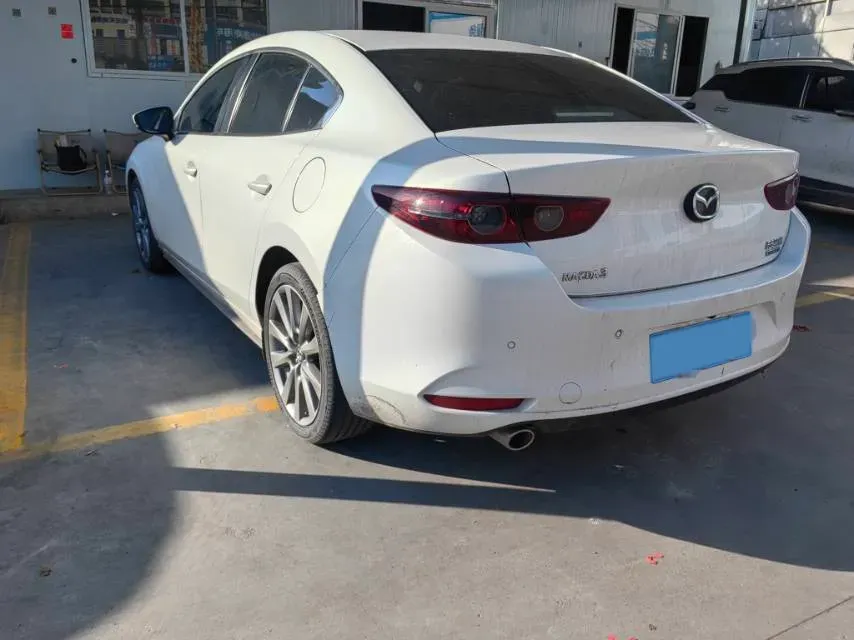 2022 Mazda 3 Axela 2.0L 158HP L4 6AT,autocango,china used car exporter,china ev exporter,chinese used car exporter,chinese used ev exporter