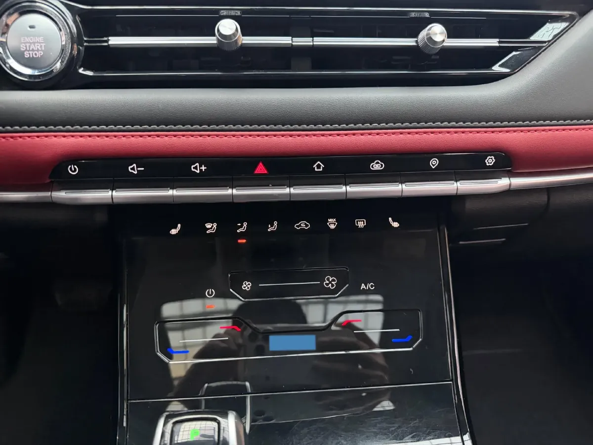 2022 Chery Tiggo 7 1.5T 156HP L4 CVT,autocango,china used car exporter,china ev exporter,chinese used car exporter,chinese used ev exporter