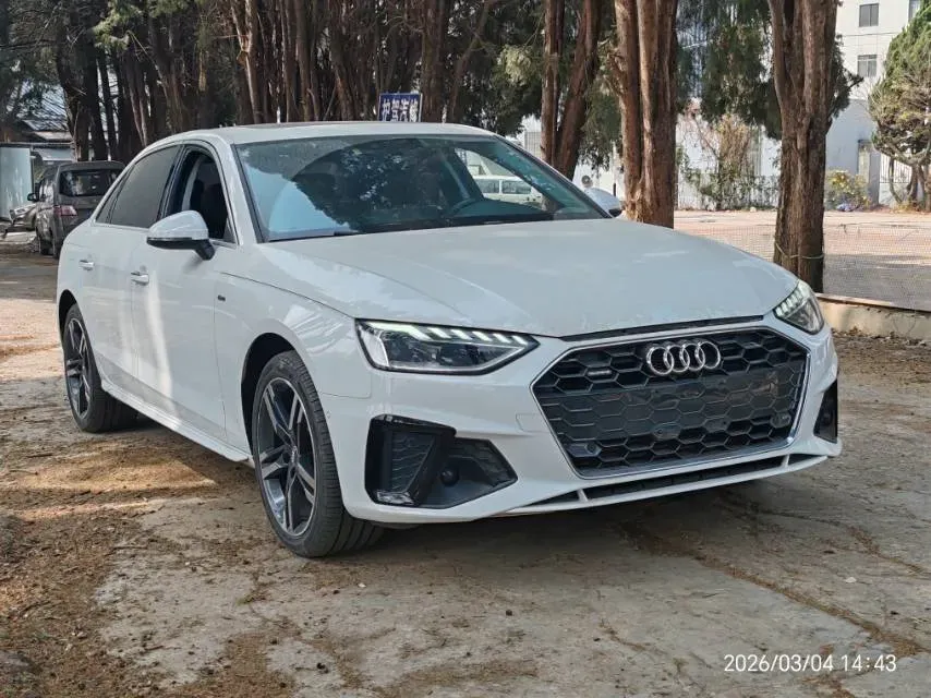 2020 Audi A4L 2.0T 190HP L4 7DCT,autocango,china used car exporter,china ev exporter,chinese used car exporter,chinese used ev exporter