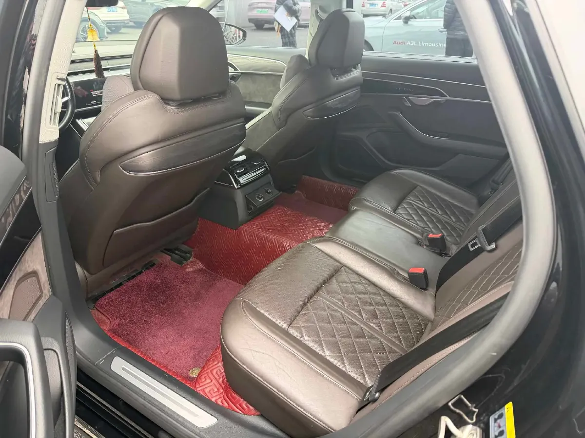 2022 Audi A8 3.0T 286HP V6 8AT,autocango,china used car exporter,china ev exporter,chinese used car exporter,chinese used ev exporter