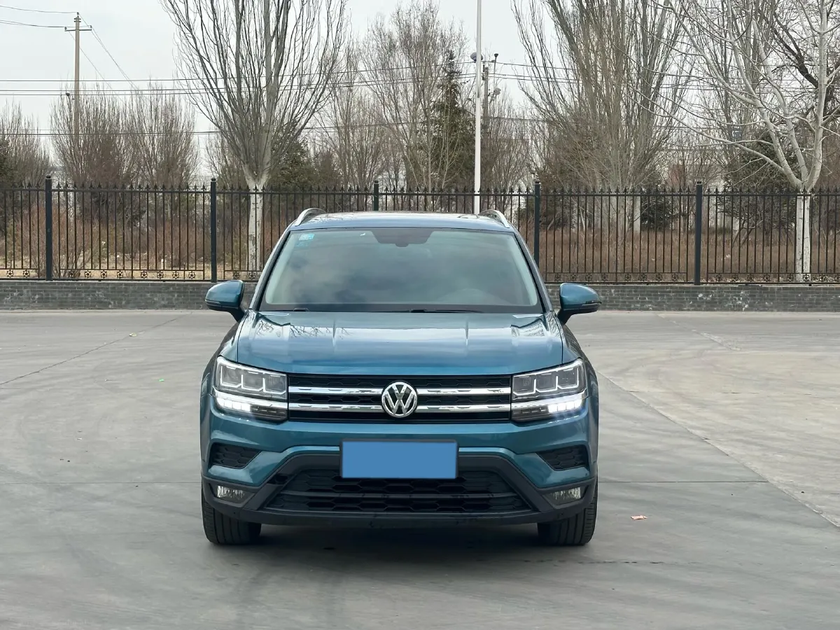 2019 MINI MINI 1.5T 102HP L3 7DCT,autocango,china used car exporter,china ev exporter,chinese used car exporter,chinese used ev exporter