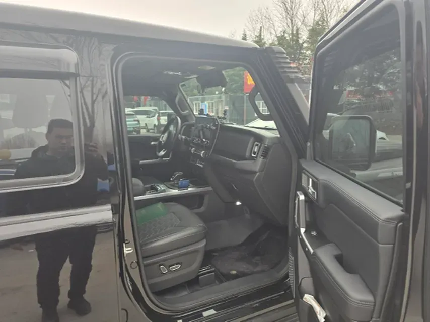 2025 212 212 T01 2.0T 252HP L4 8AT,autocango,china used car exporter,china ev exporter,chinese used car exporter,chinese used ev exporter