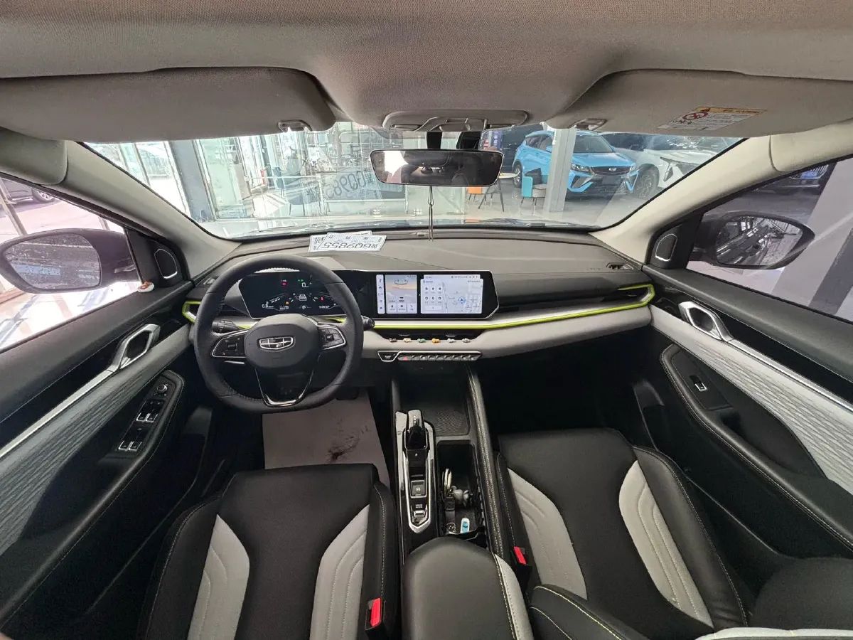 2023 Geely Coolray 1.5T 181HP L4 7DCT,autocango,china used car exporter,china ev exporter,chinese used car exporter,chinese used ev exporter