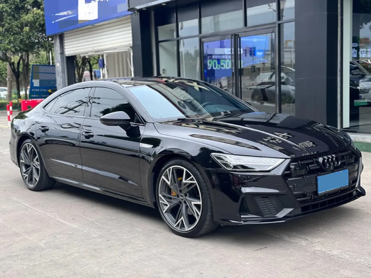 2024 Audi A7L 2.0T 245HP L4 7DCT,autocango,china used car exporter,china ev exporter,chinese used car exporter,chinese used ev exporter