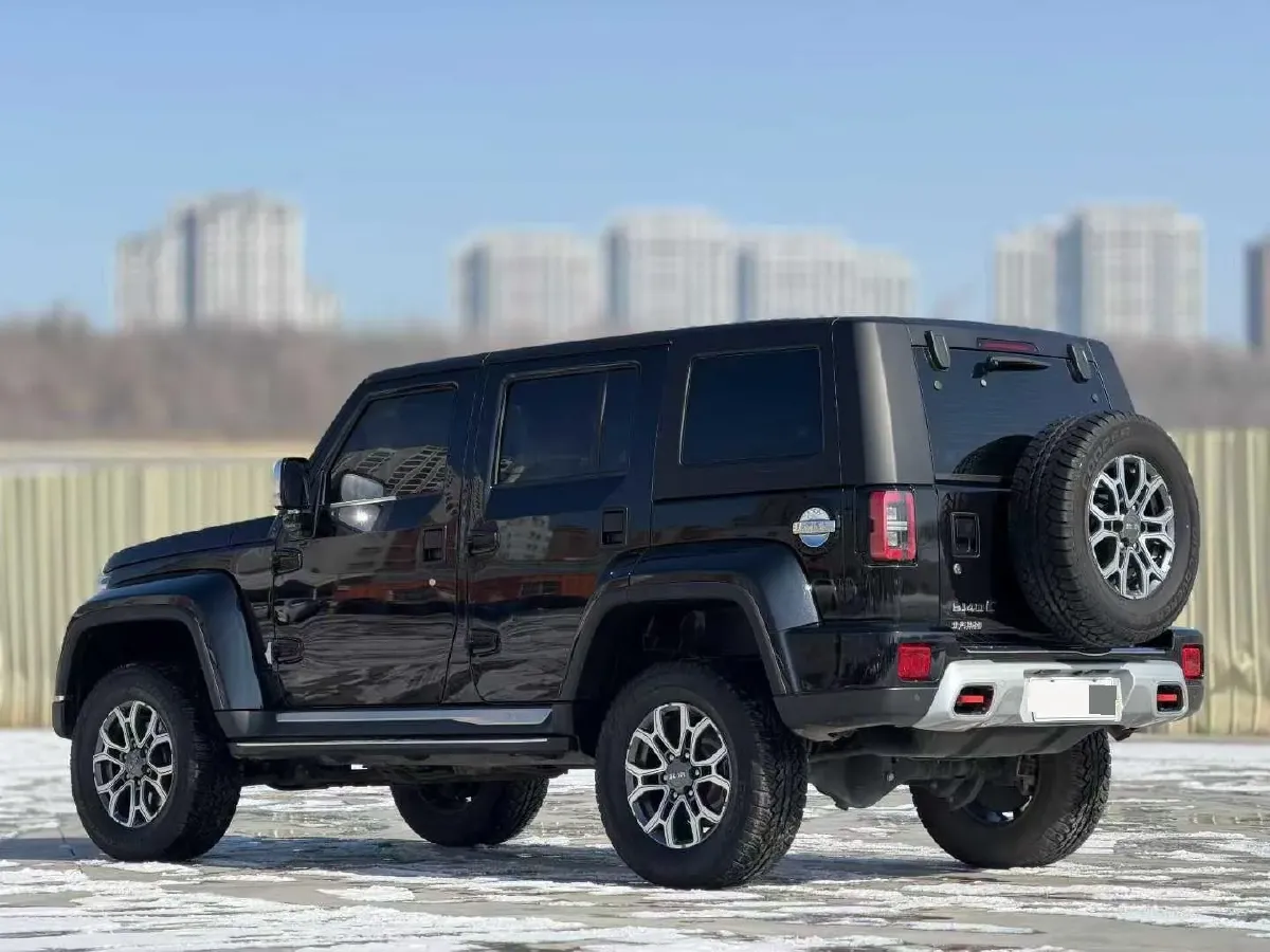 2023 Beijing BJ40 2.0T 224HP L4 8AT,autocango,china used car exporter,china ev exporter,chinese used car exporter,chinese used ev exporter