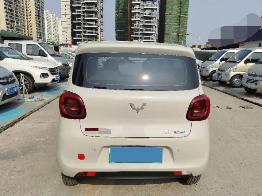 2025 WuLing HongGuang MINI EV BEV 16.2KWH,autocango,china used car exporter,china ev exporter,chinese used car exporter,chinese used ev exporter