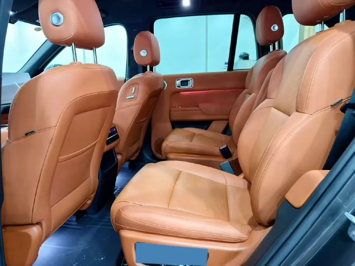 2023 Li L8 Range Extended 154HP REEV 40.9KWH,autocango,china used car exporter,china ev exporter,chinese used car exporter,chinese used ev exporter