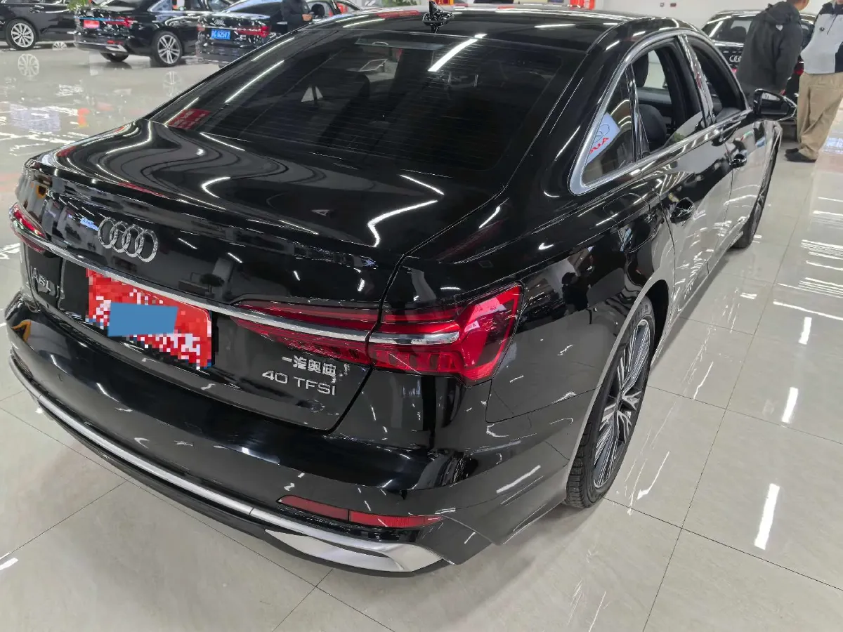 2023 Audi A6L 2.0T 190HP L4 7DCT,autocango,china used car exporter,china ev exporter,chinese used car exporter,chinese used ev exporter