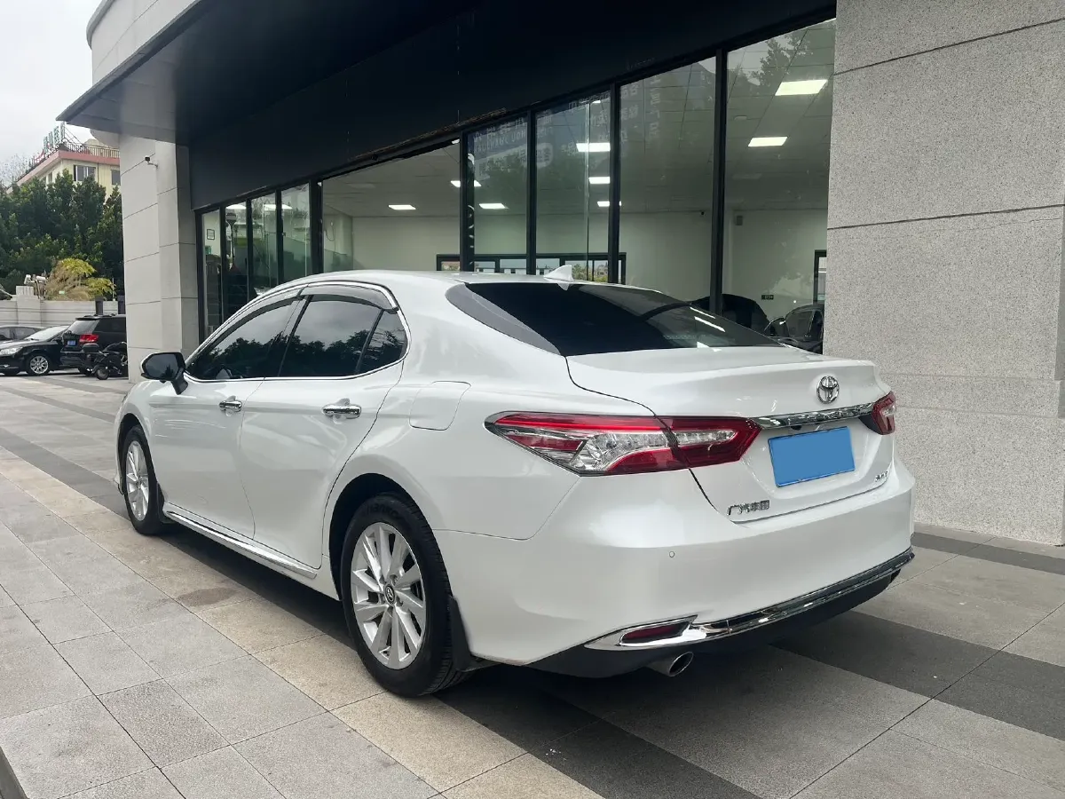 2023 Toyota Camry 2.0L 177HP L4 CVT,autocango,china used car exporter,china ev exporter,chinese used car exporter,chinese used ev exporter