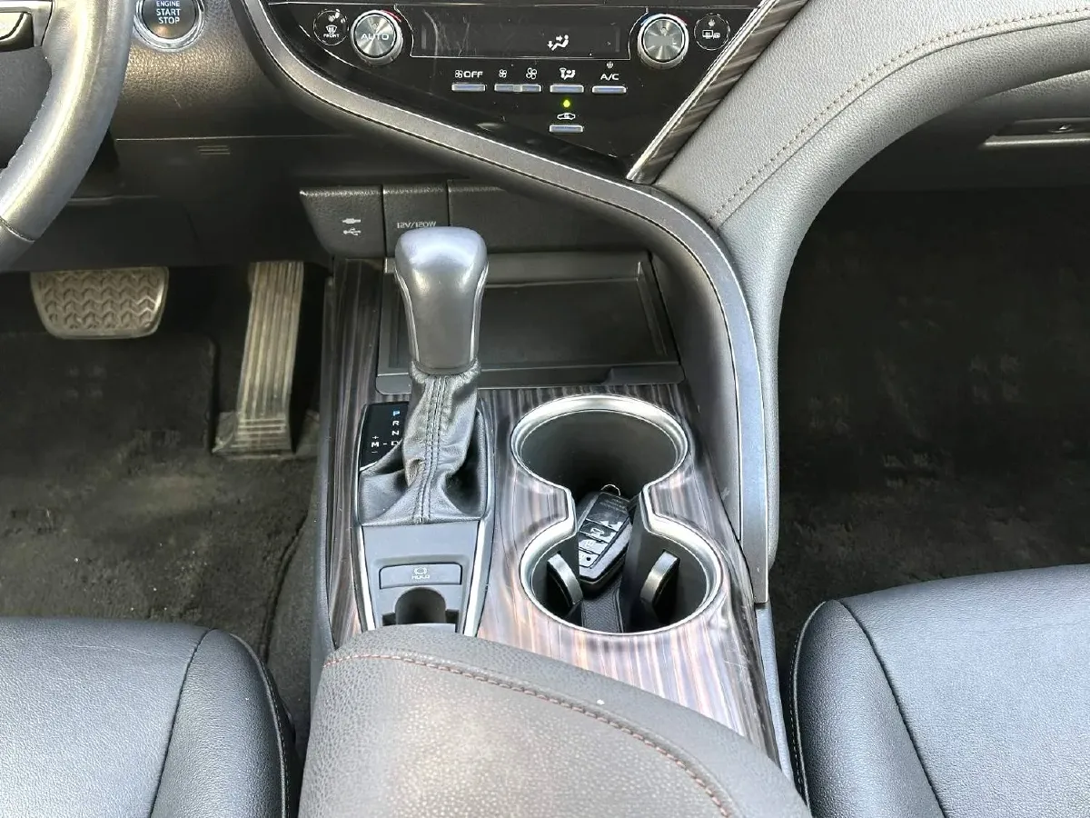 2019 Toyota Camry 2.0L 178HP L4 CVT,autocango,china used car exporter,china ev exporter,chinese used car exporter,chinese used ev exporter