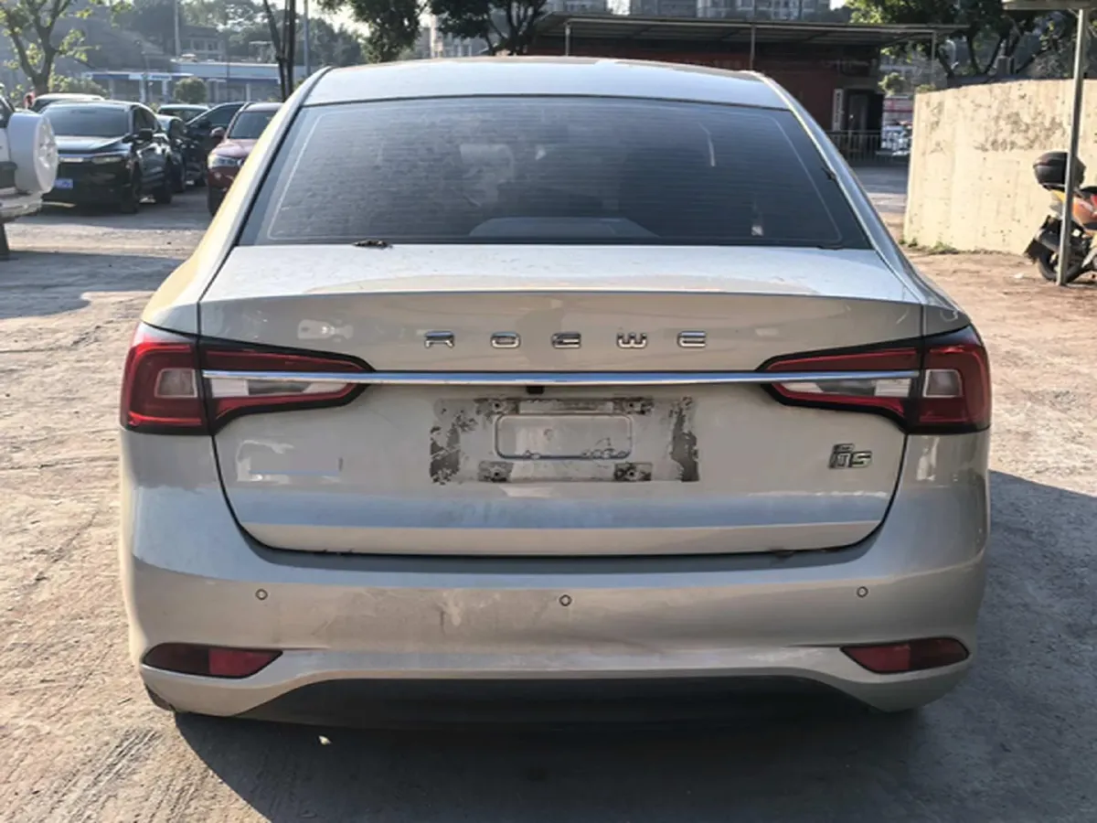 2019 Roewe i5 1.5L 120HP L4 5MT,autocango,china used car exporter,china ev exporter,chinese used car exporter,chinese used ev exporter