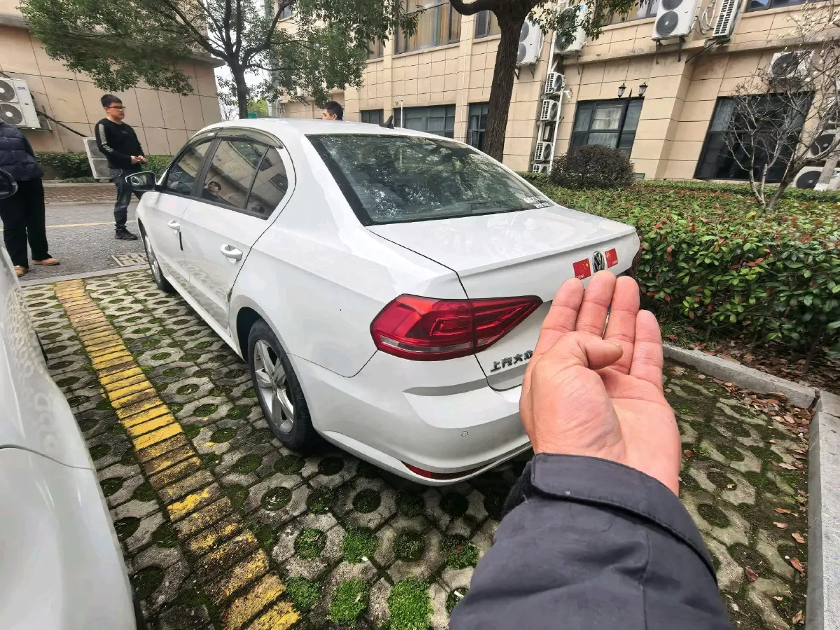 2017 Volkswagen Lavida 1.6L 110HP L4 6AT,autocango,china used car exporter,china ev exporter,chinese used car exporter,chinese used ev exporter