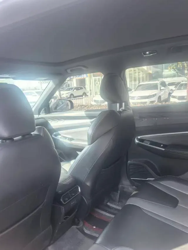 2023 Geely Azkarra 1.5T 181HP L4 7DCT,autocango,china used car exporter,china ev exporter,chinese used car exporter,chinese used ev exporter