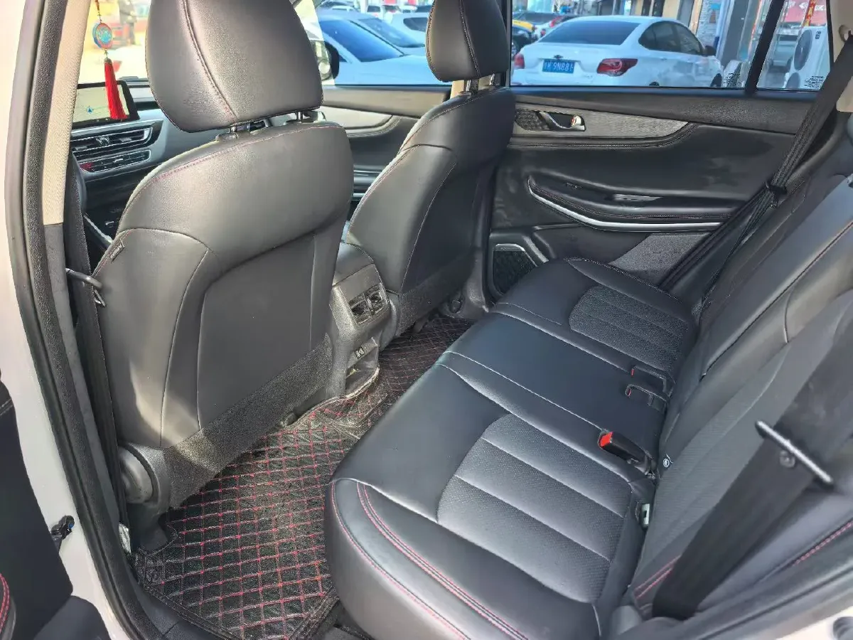 2022 ChangAn CS75 1.5T 180HP L4 7DCT,autocango,china used car exporter,china ev exporter,chinese used car exporter,chinese used ev exporter