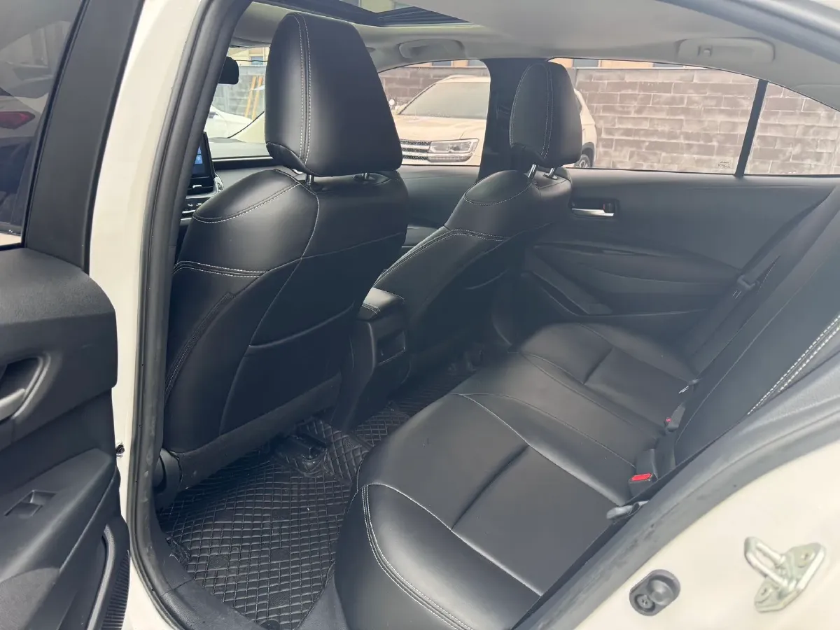 2021 Toyota Corolla 1.2T 116HP L4 CVT,autocango,china used car exporter,china ev exporter,chinese used car exporter,chinese used ev exporter