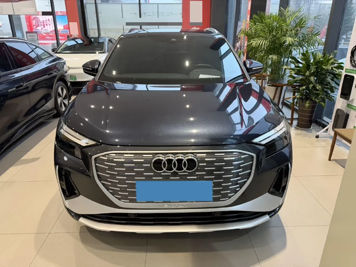 2024 Audi Q4 e-tron BEV 84.8KWH,autocango,china used car exporter,china ev exporter,chinese used car exporter,chinese used ev exporter