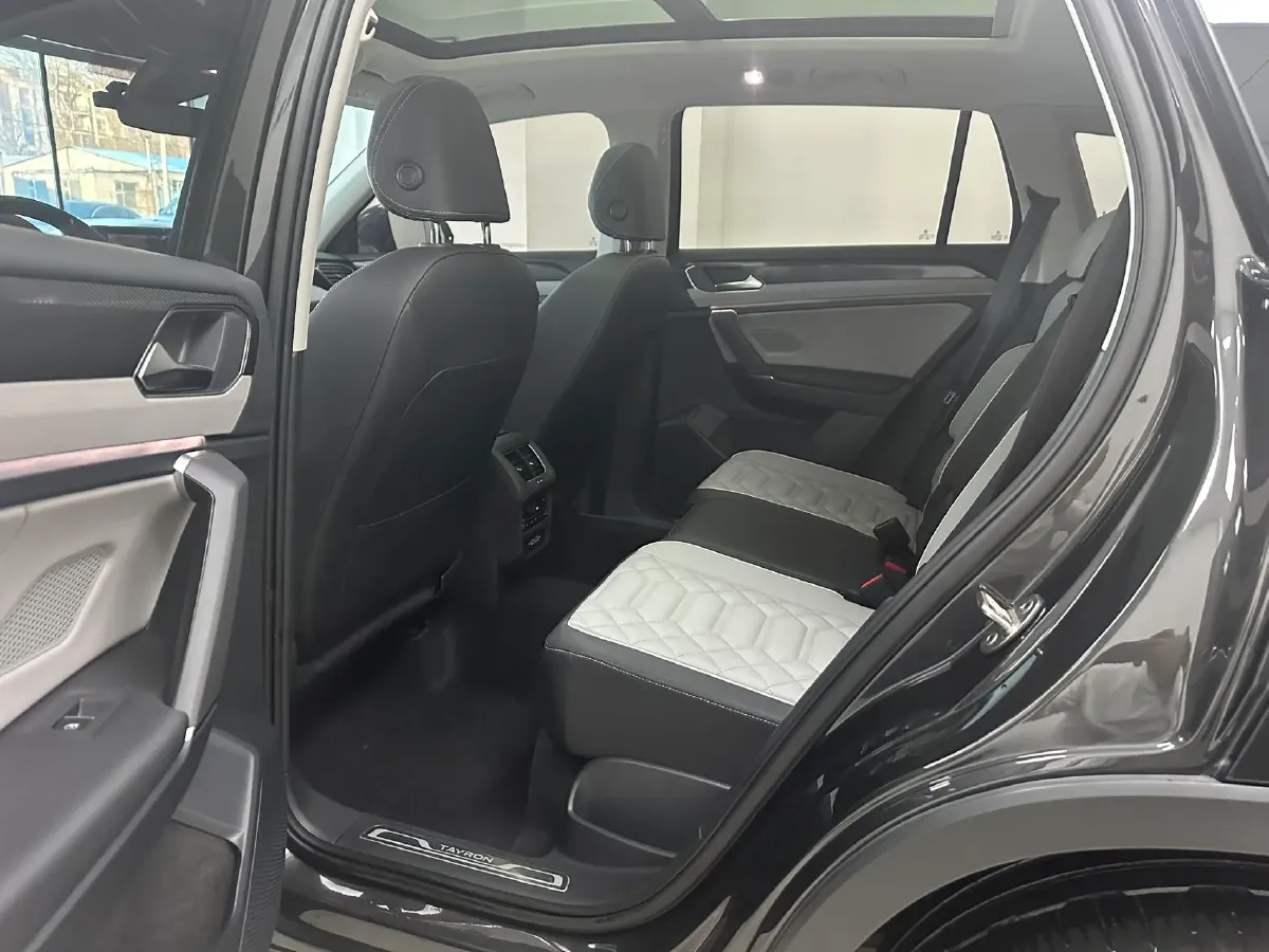 2023 Volkswagen Tayron 1.4T 150HP L4 7DCT,autocango,china used car exporter,china ev exporter,chinese used car exporter,chinese used ev exporter