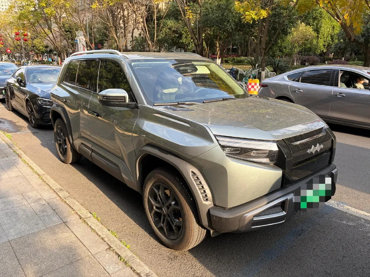 2025 FangChengBao Tai 3 BEV,autocango,china used car exporter,china ev exporter,chinese used car exporter,chinese used ev exporter