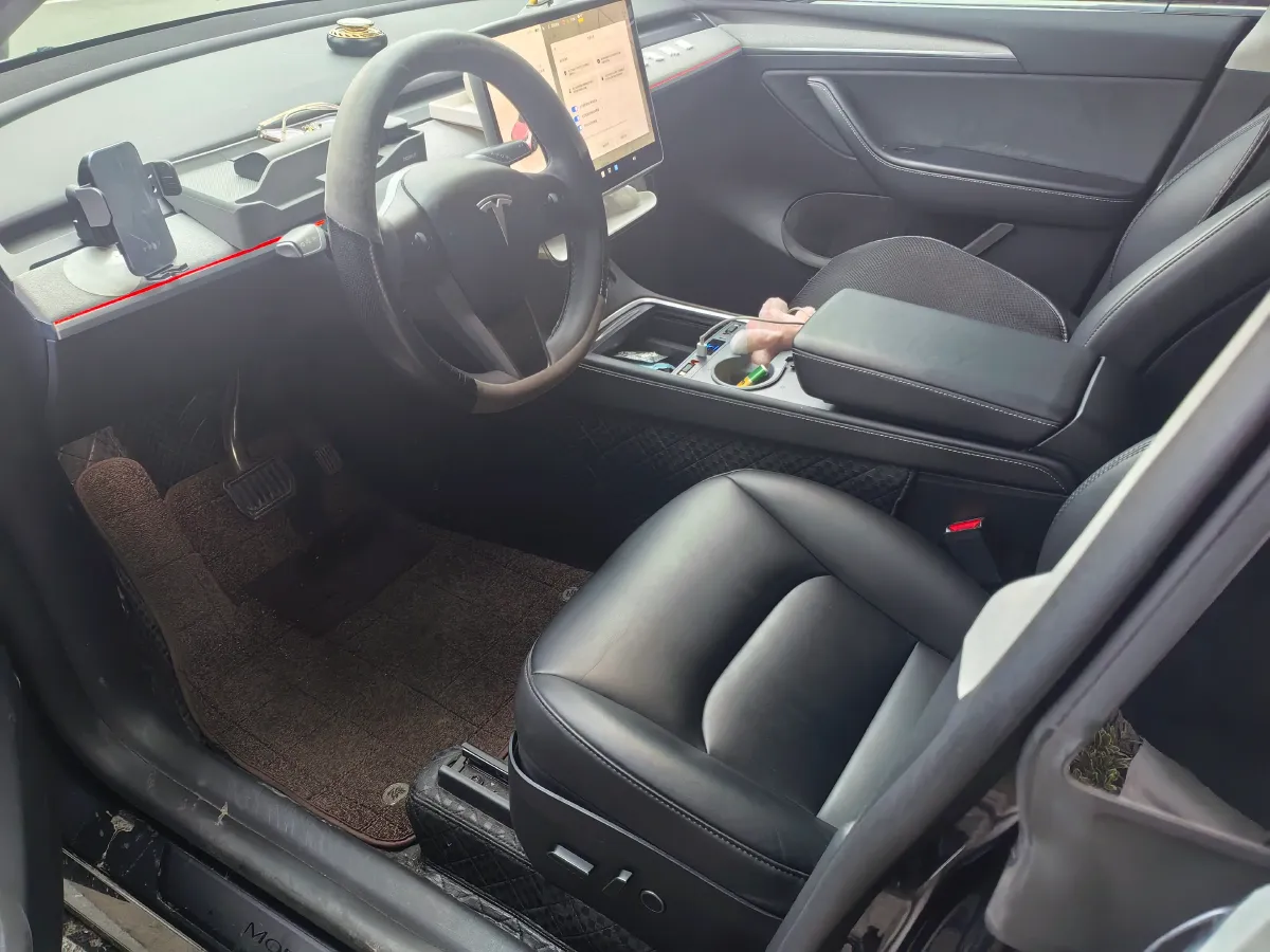 2024 Iveco OuSheng BEV 77.28KWH,autocango,china used car exporter,china ev exporter,chinese used car exporter,chinese used ev exporter