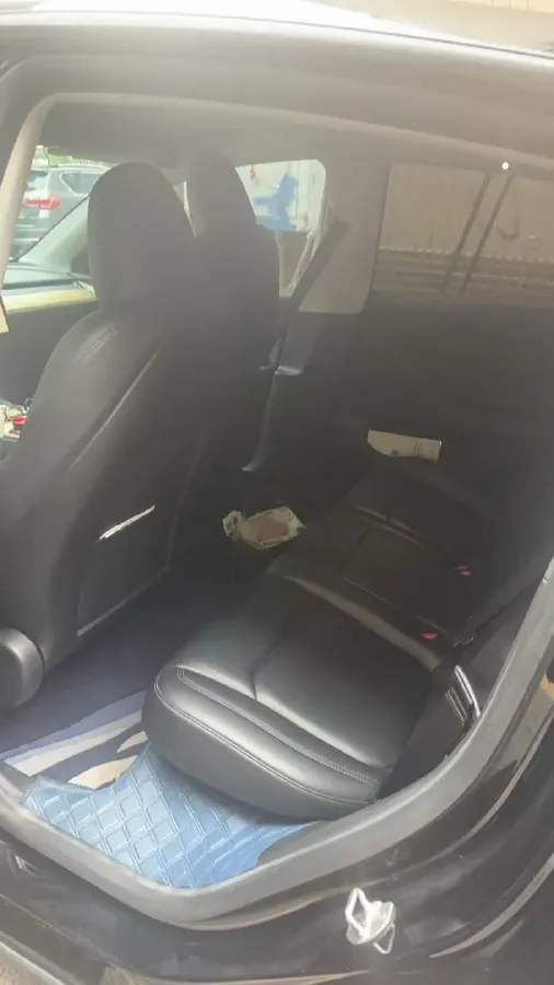 2022 Tesla Model Y BEV 60KWH,autocango,china used car exporter,china ev exporter,chinese used car exporter,chinese used ev exporter