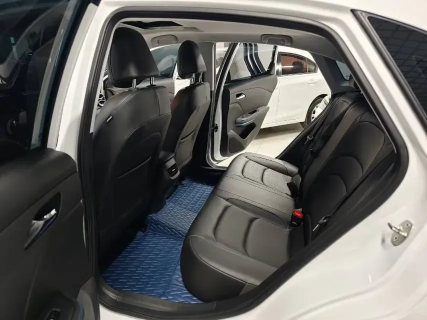 2023 Chevrolet Monza 1.3T 163HP L3 6AT,autocango,china used car exporter,china ev exporter,chinese used car exporter,chinese used ev exporter