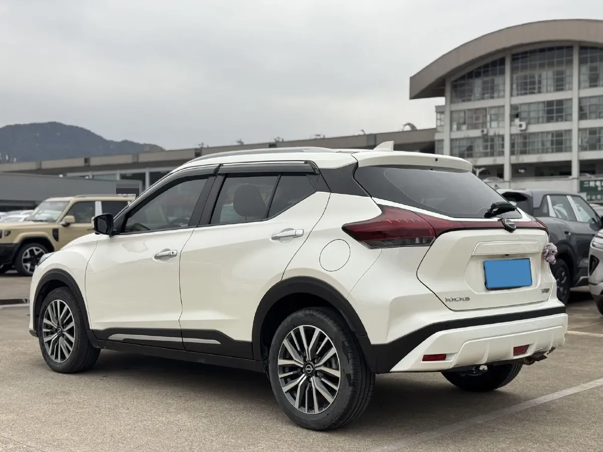 2023 Nissan Kicks 1.5L 122HP L4 CVT,autocango,china used car exporter,china ev exporter,chinese used car exporter,chinese used ev exporter