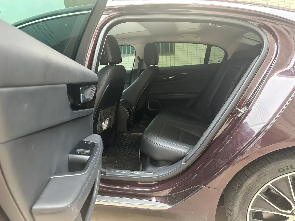 2021 Jaguar XEL 2.0T 250HP L4 8AT,autocango,china used car exporter,china ev exporter,chinese used car exporter,chinese used ev exporter