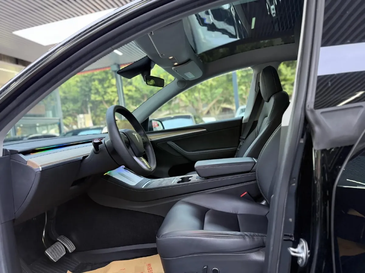 2021 Tesla Model Y BEV 60KWH,autocango,china used car exporter,china ev exporter,chinese used car exporter,chinese used ev exporter