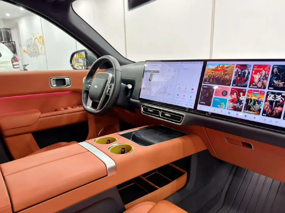 2023 Li L8 Range Extended 154HP REEV 40.9KWH,autocango,china used car exporter,china ev exporter,chinese used car exporter,chinese used ev exporter