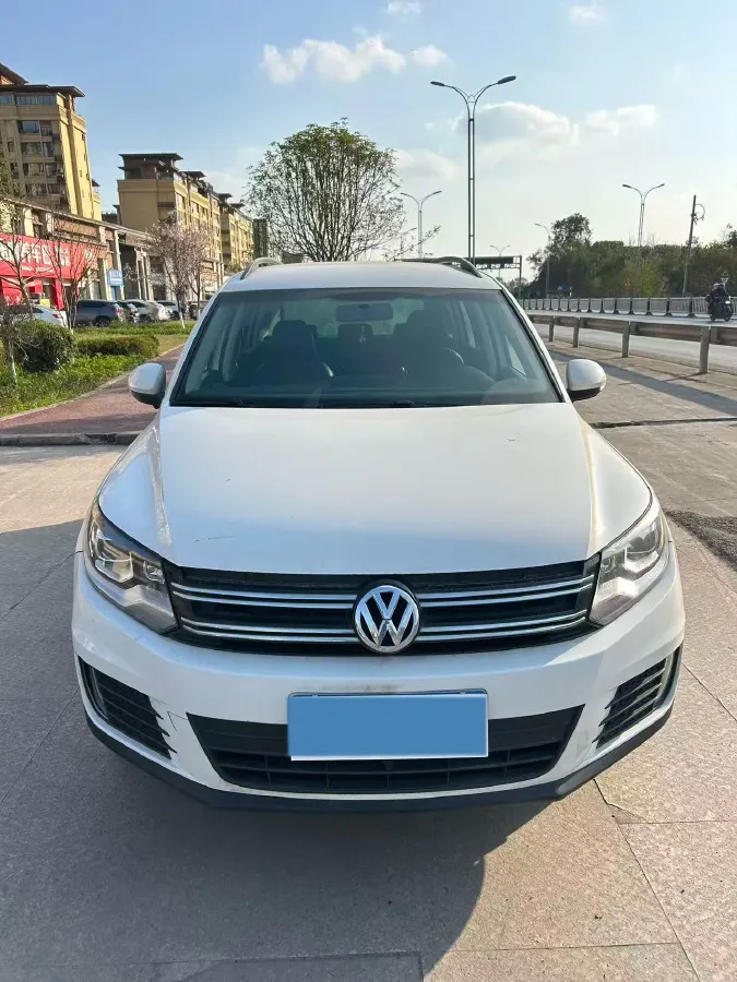 2017 MAXUS T60 2.0T 224HP L4 6AT,autocango,china used car exporter,china ev exporter,chinese used car exporter,chinese used ev exporter