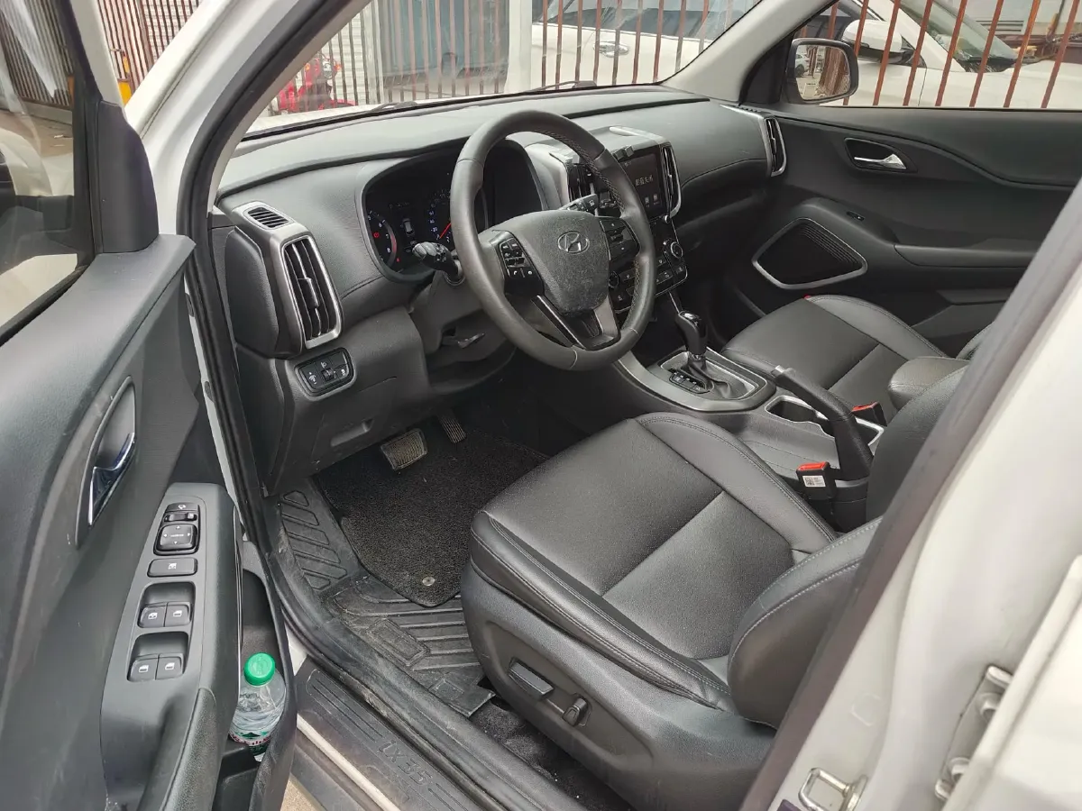 2018 Hyundai ix35 2.0L 160HP L4 6AT,autocango,china used car exporter,china ev exporter,chinese used car exporter,chinese used ev exporter