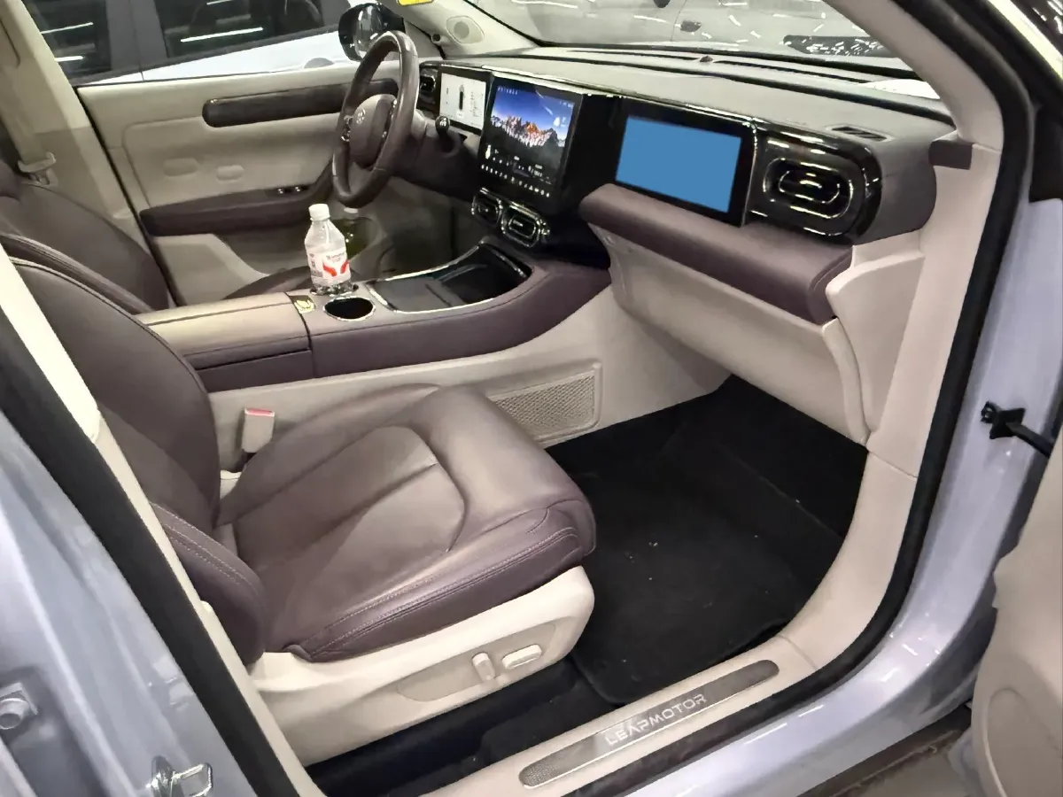 2023 Leapmotor C11 1.5L 95HP L4 REEV 43.74KWH,autocango,china used car exporter,china ev exporter,chinese used car exporter,chinese used ev exporter